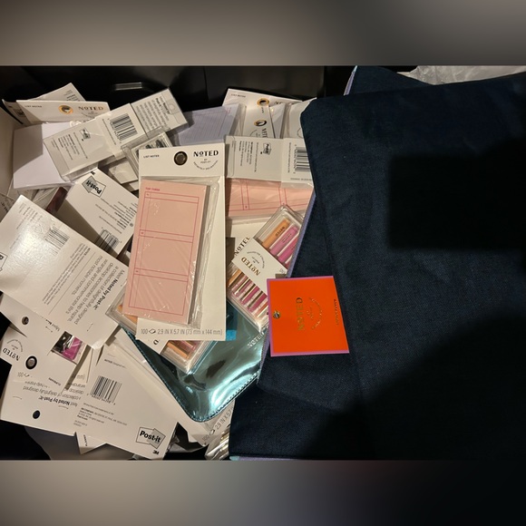 Noted by Post it Box - Picture 2 of 4